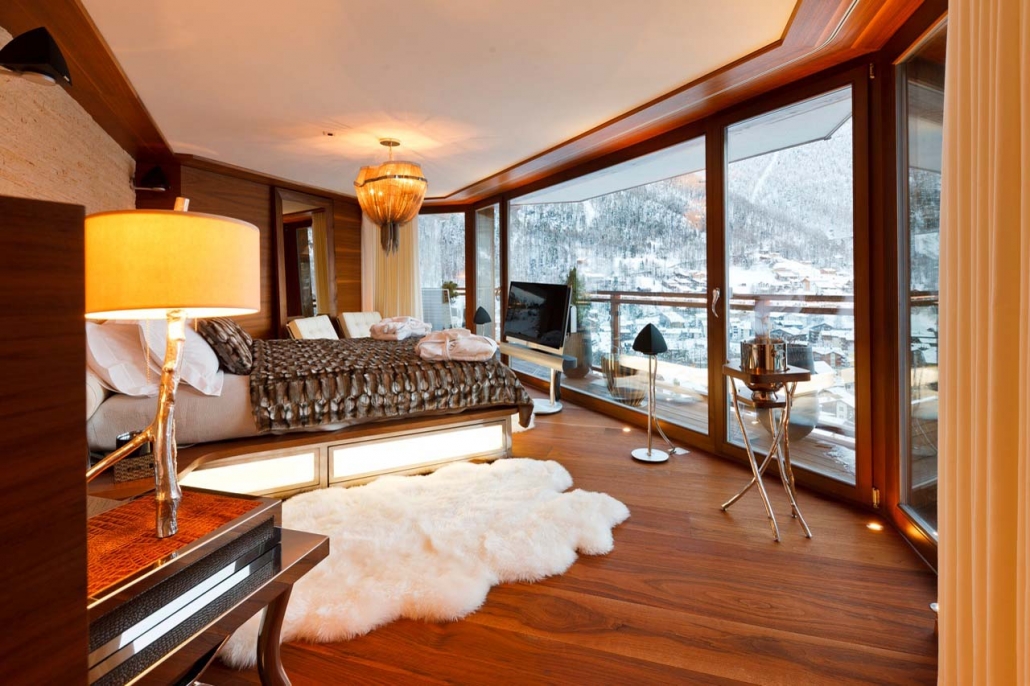 Chalet Zermatt Peak - Master Guest Suite View