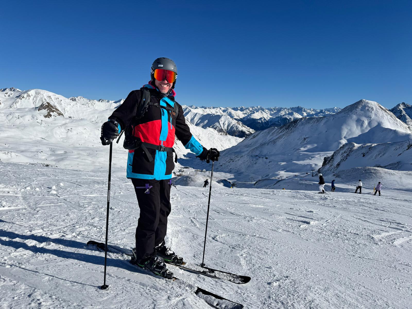 Simon Heyes Skiing In Ischgl