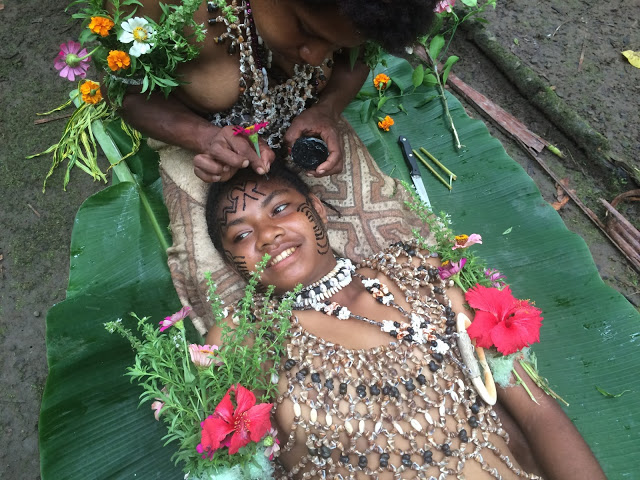 A Tufi tattoo demonstration - Papua New Guinea