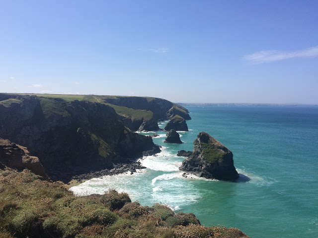 Rocks, cliffs, ocean, sunshine, seaside air...it doesn't get much better